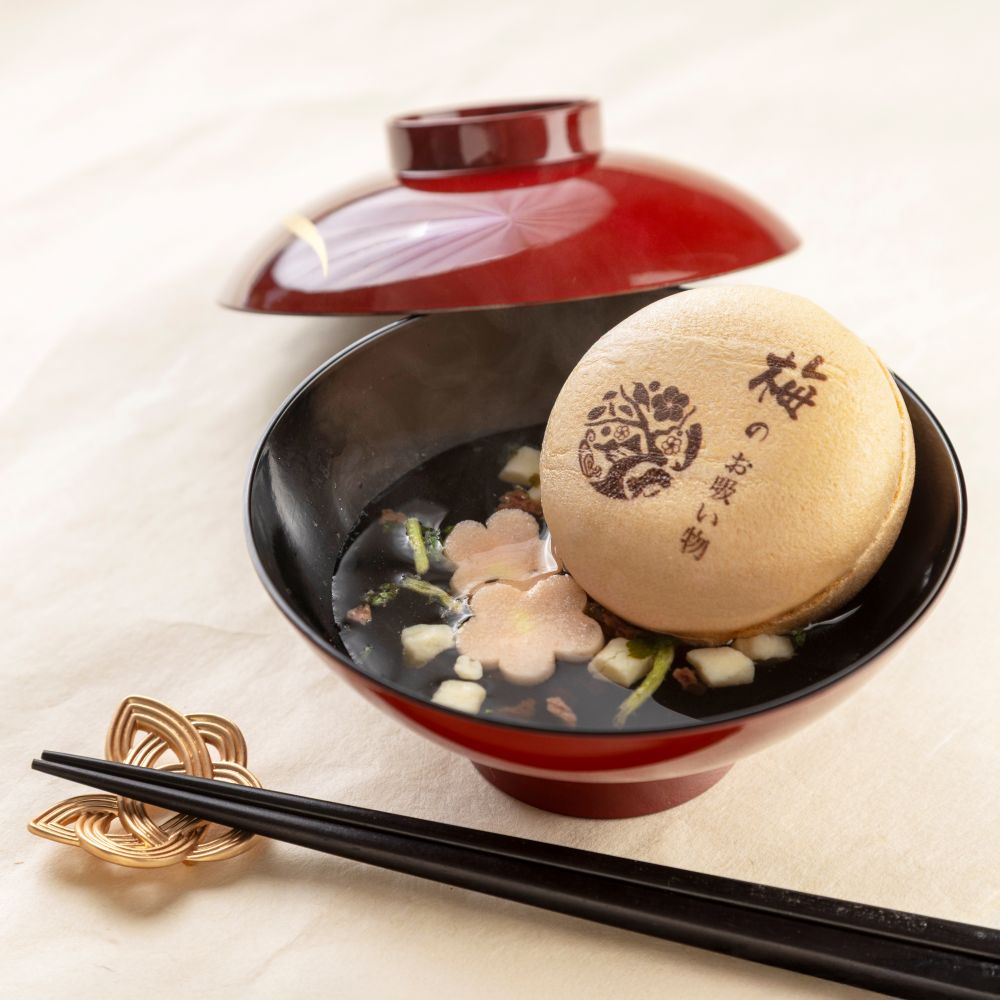 梅のお吸い物